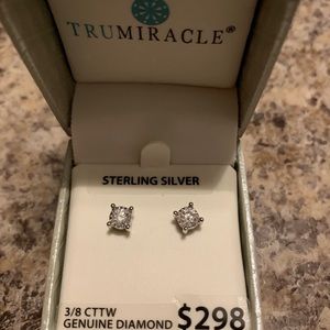3/8 cttw diamond earrings